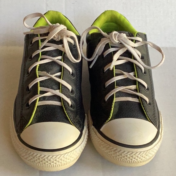 UNISEX Converse Black Leather Sneakers - Picture 2 of 7